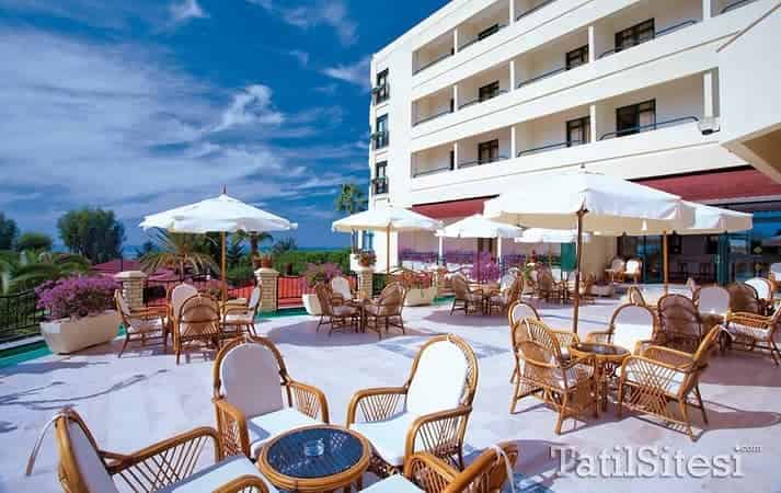 Miramare Beach Hotel